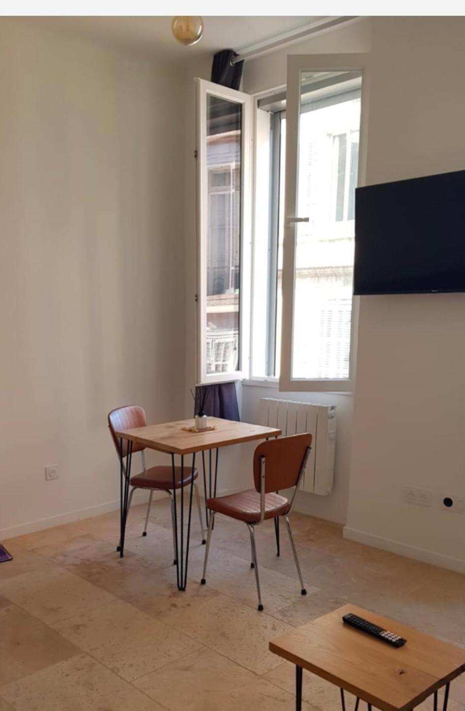 Central And Comfortable Studio, Near Train Station Marseille Exterior photo