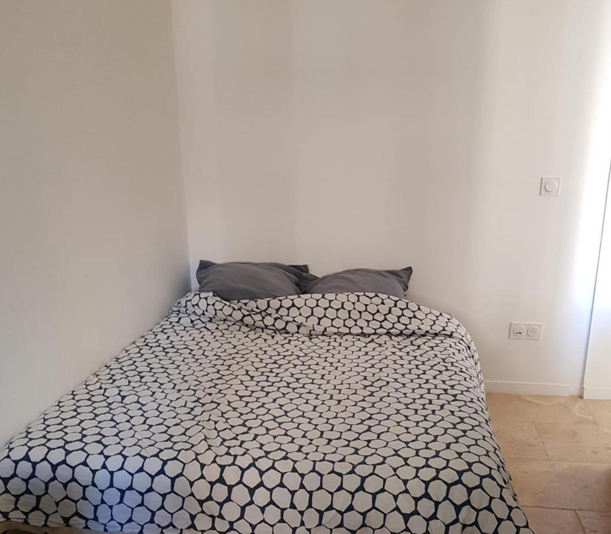 Central And Comfortable Studio, Near Train Station Marseille Exterior photo